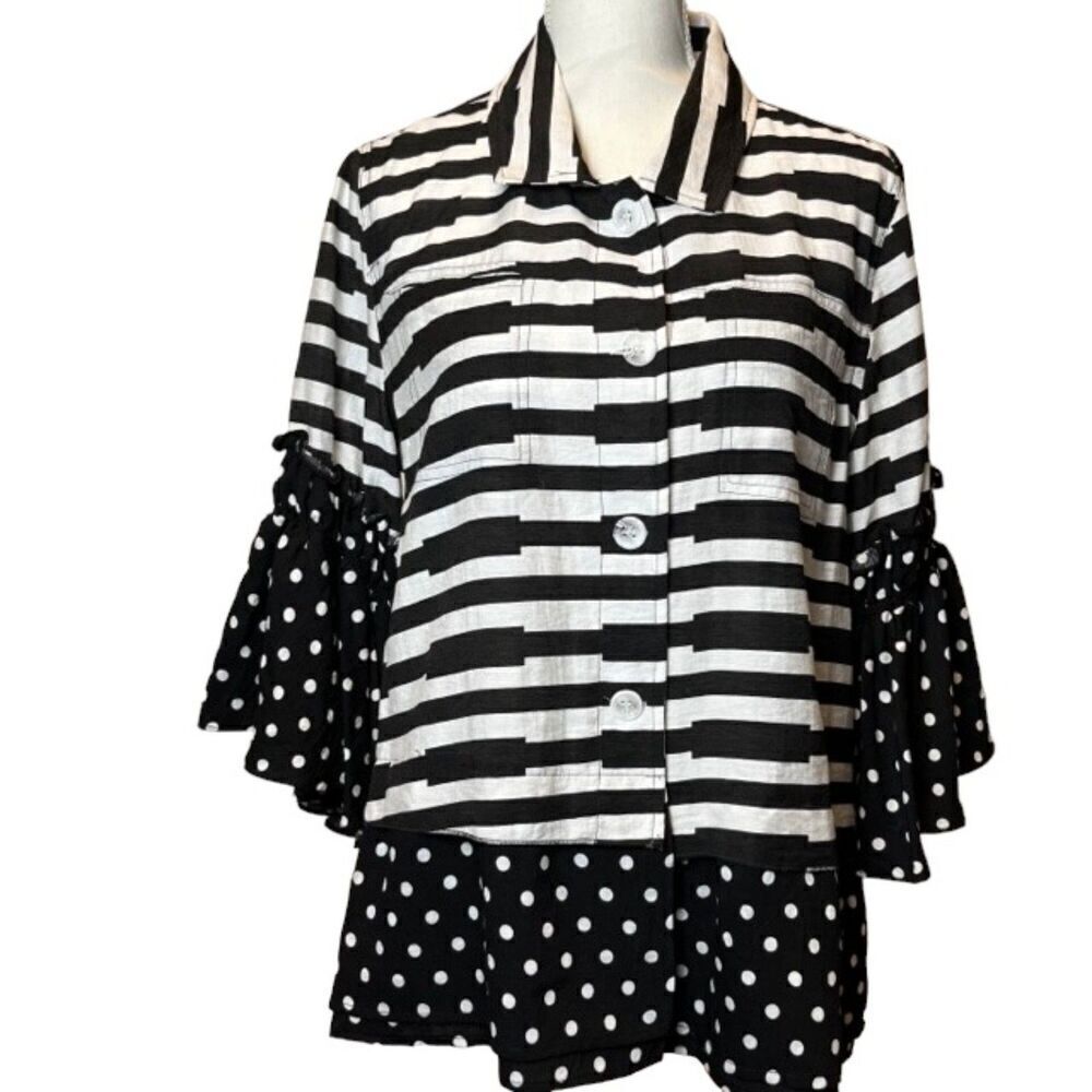 Dor Dor Couture Button Front, Bell Sleeve Black White Top Jacket Size Medium